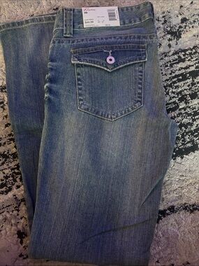 Classic bootcut Guess jeans BNWT